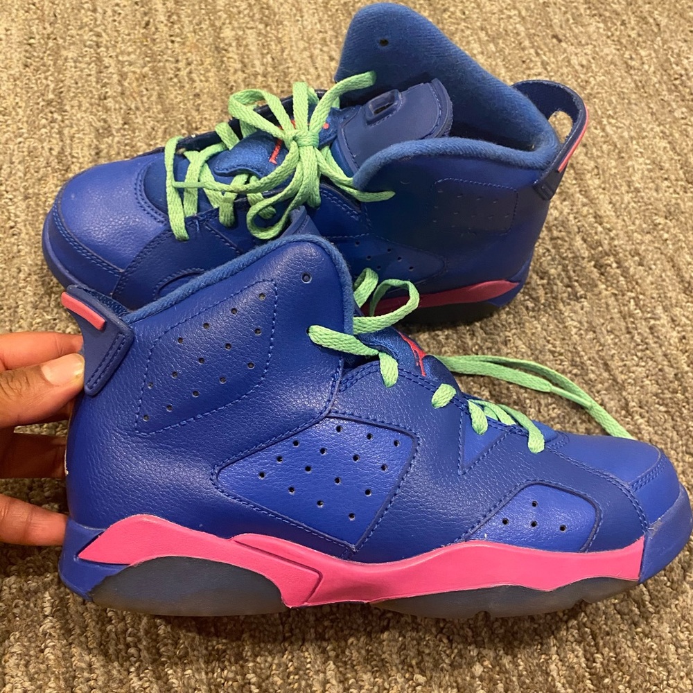 Offers accepted !! Air Jordan’s Youth sneakers!!